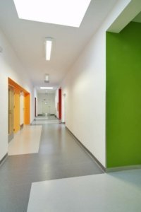 Przedszkole w Miliczu -- korytarz na piętrze